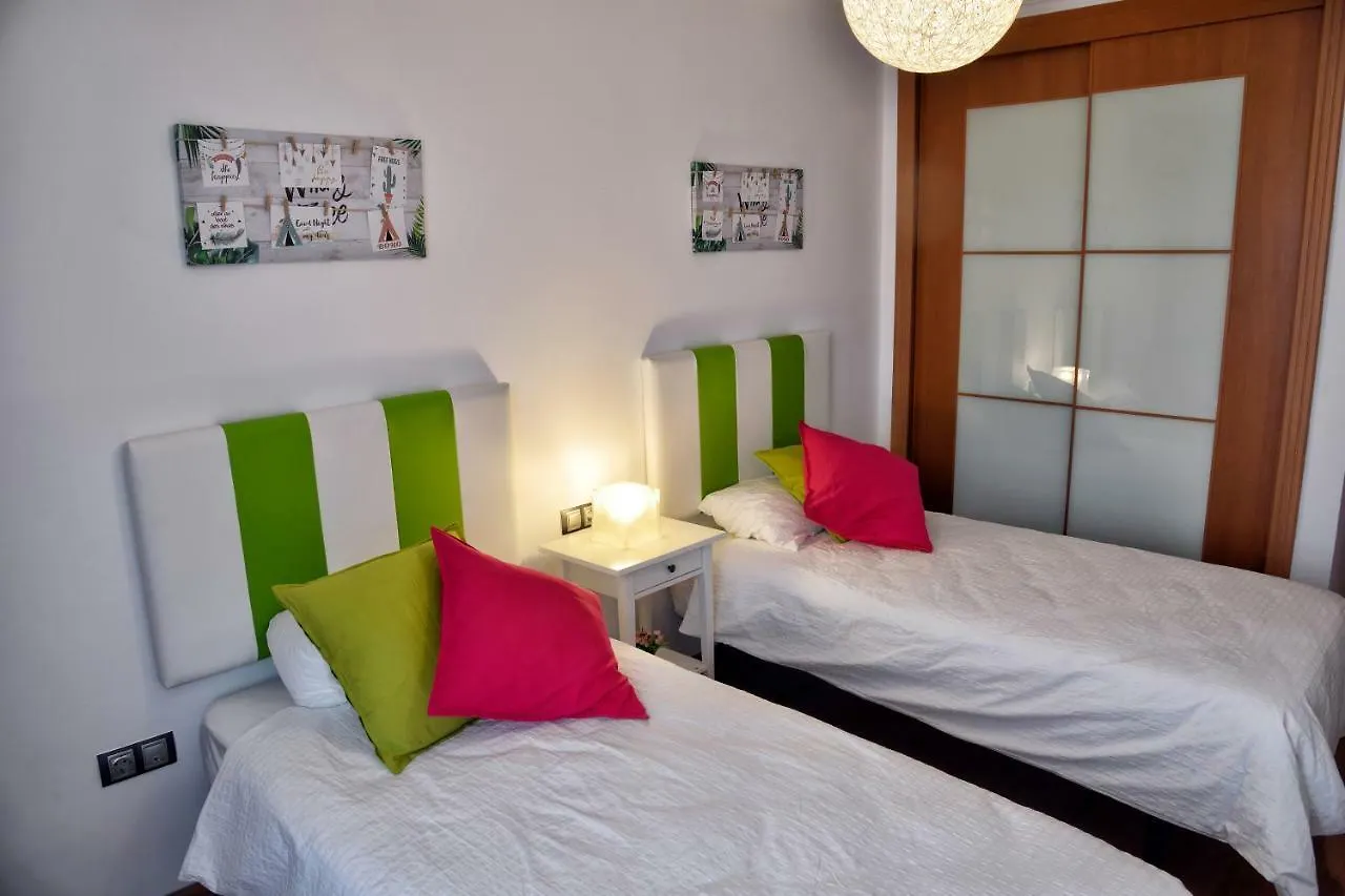 Wonderstays Apartamento La Jabega Малага